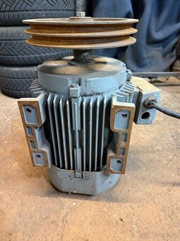 Elektromotor 5,5 kw - 4
