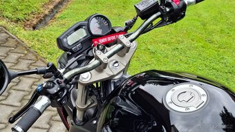 Yamaha XJ6 - výkon 35 kW - 4