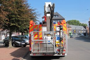Hasičské vozidlo, Scania P310, Bronto Skylift F22ALR - 4