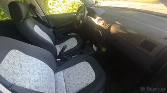 Fábia 16V 2003 + STK 4.8L/100km - 4