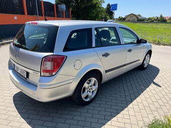 Opel Astra 1.7 CDTi Kombi 74 kW - 4