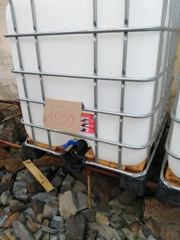 Nádrže na vodu 1000 litrů, ibc - 4