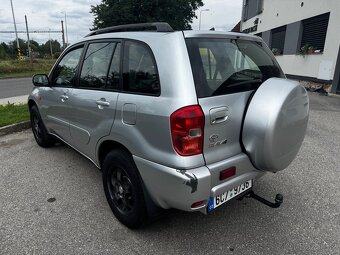 Toyota rav4 - 4