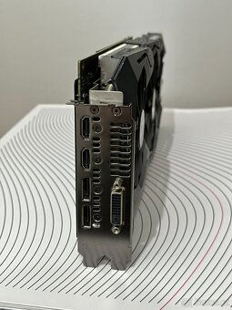 Grafická karta ASUS GTX 1060 – 6GB, EXTRA CHLAZENÍ - 4