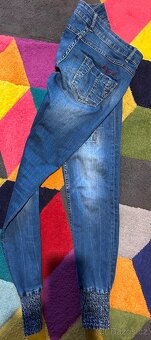 DESIGUAL DÁMSKÉ SLIM STREČOVÉ DŽÍNY W 30 - 4