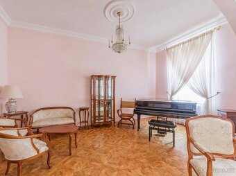 Prodej celopodlažního bytu 4+1 (162 m²) + sklep cca 9 m², Ur - 4