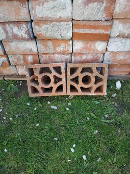 Prodám plotové cihly - 4