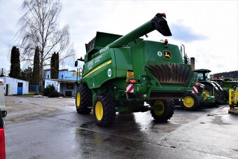 Sklízecí mlátička John Deere T660 HM č.38 - 4