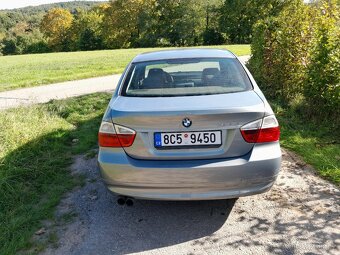 Bmw e90 325i - 4