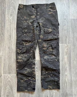 Prodám: airsoft. taktická, bojová uniforma Black Multicam - 4