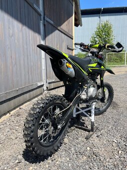 Pitbike Stomp 140ccm – TOP STAV – připravený na sezónu - 4