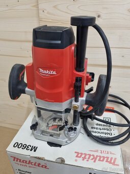 Horní frézka Makita M3600 - 4