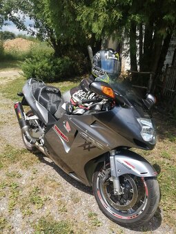 Prodám cbr - 4