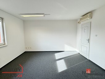 Pronájem, komerční/kanceláře, 21 m2, Plechanovova 694/23, Hr - 4