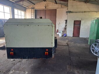Stavební kompresor Ingersoll Rand - 4