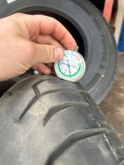 Pneu 180/55 R17 zadní a 120/70 R17 pření - 4