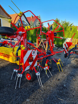 4 rotorový obraceč píce Rožmitál OZ 454 - 4