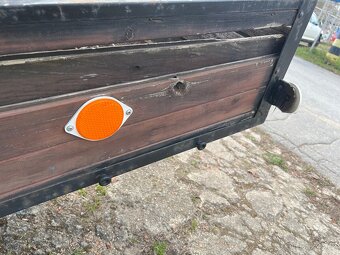 Voziík na opravu 205x114. Nemá platnou technickou kontrolu. - 4