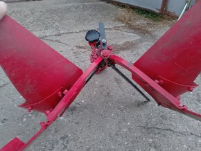 Vari oboustranný pluh APH-352,nastavovací těleso NT3 - 4
