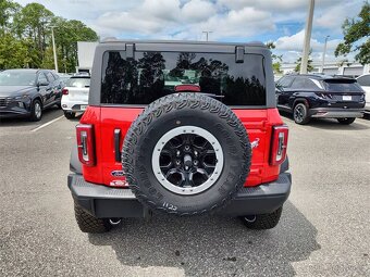Ford Bronco Badlands (AWD, 2dr SUV, perfektní stav) - 2024 - 4