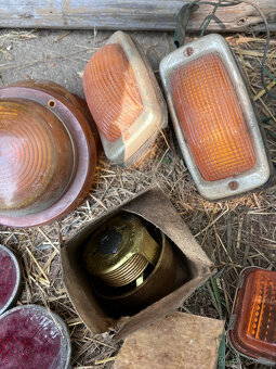 Prodám ND na: Volha Gaz a škoda octavia - 4