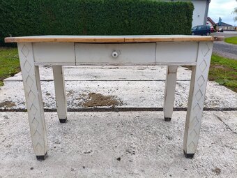 Starožitný jídelní stůl se šuplíkem - 4