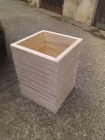 Dřevěný truhlík - 4