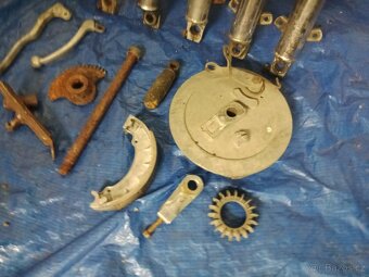 Díly Jawa Kývačka panelka - 4