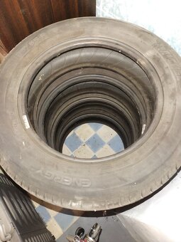 Gumy Michelin 185/65/15 Energy - 4