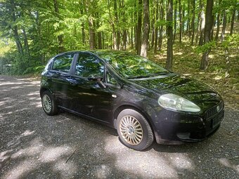 Zachovalé Grande Punto 1,4 bez investic, pouze 134 000 Km - 4