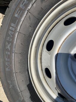 Disky s pneu 215/70R 15C - 4