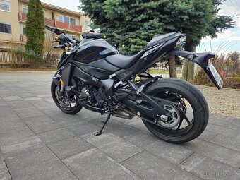 Suzuki GSX-S 1000 - 4