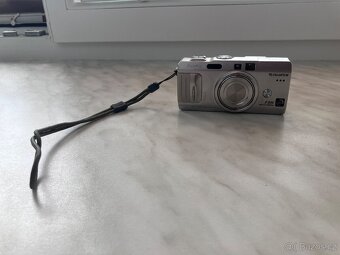 Finepix F810 - 4