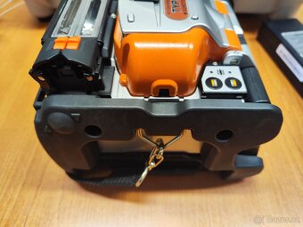 Svářečka optických vláken Sumitomo 72C - 4