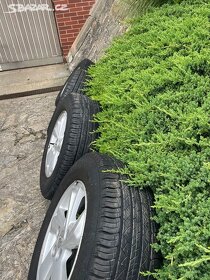 Hyundai iX35 originál ALU kola Michelin 215/72 R16 - 4