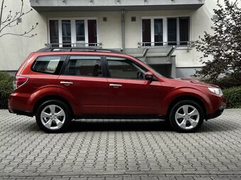 Subaru Forester 2.0 D SUV 4x4 Xenony Tažné 2t Kamera 1. Maj - 4