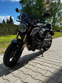 Honda CB650R - 4