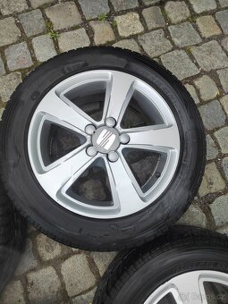 Prodám orig alu 15 Seat Ibiza 5x100 ET 43 letní pneu - 4