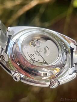 Orient hodinky / 2 korunky / netradicni - 4