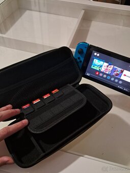 Nintendo Switch + příslušenství a hry - 4