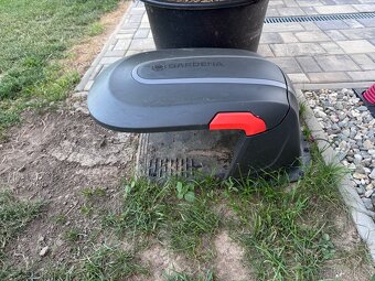 Garáž pro robot. sekačku Gardena Síleno 15020 - 4