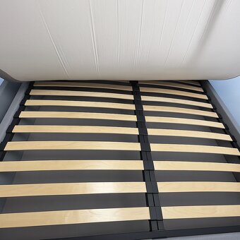 Prodám postel 160×200 – šedá eko kůže - 4