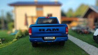 Dodge RAM 1500 Clasic 5,7 Hemi - 4