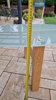 Konferenční stolek - 4