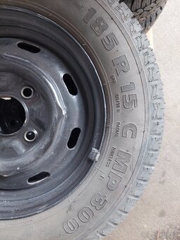 Kola VW Brouk- 185 R 15 C - 4