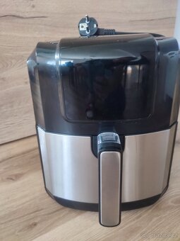 Horkovzdušná fritéza AF1700DB - 4