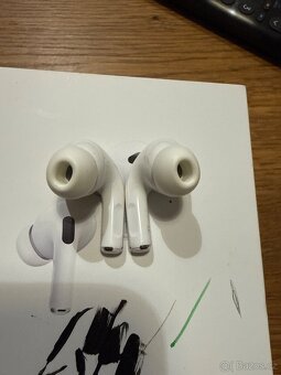 AirPods 2 Pro - 4