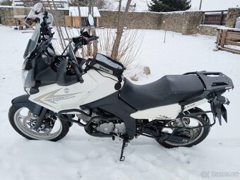 Suzuki DL650 V-Strom - 4