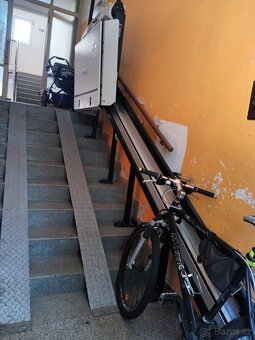 Schodová plošina pro vozíčkáře v záruce. - 4