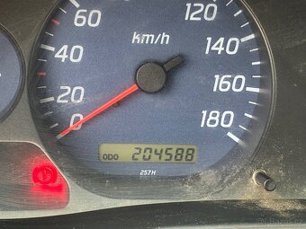 Motor Nissan YD25 - 4